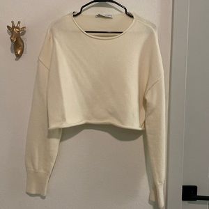 Zara NWOT Cropped Cream soft Sweater